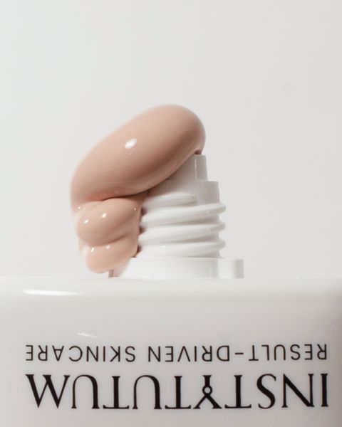 Денний сонцезахисний крем з освітлюючим ефектом SUNSCRIPTION DARK SPOT DEFENCE SPF50 0032 фото